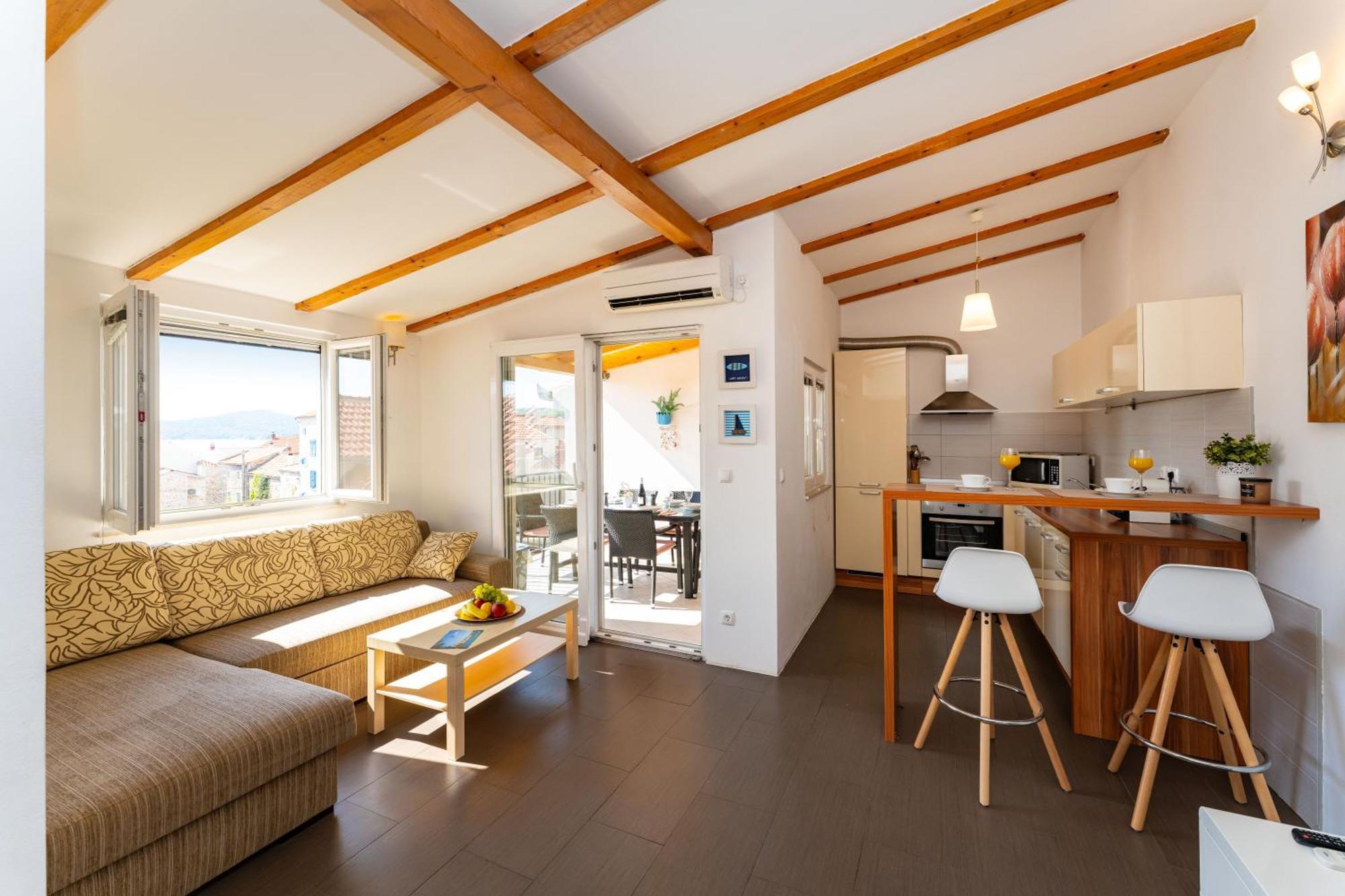 Apartmenthouse Ivana Betina  Exteriör bild