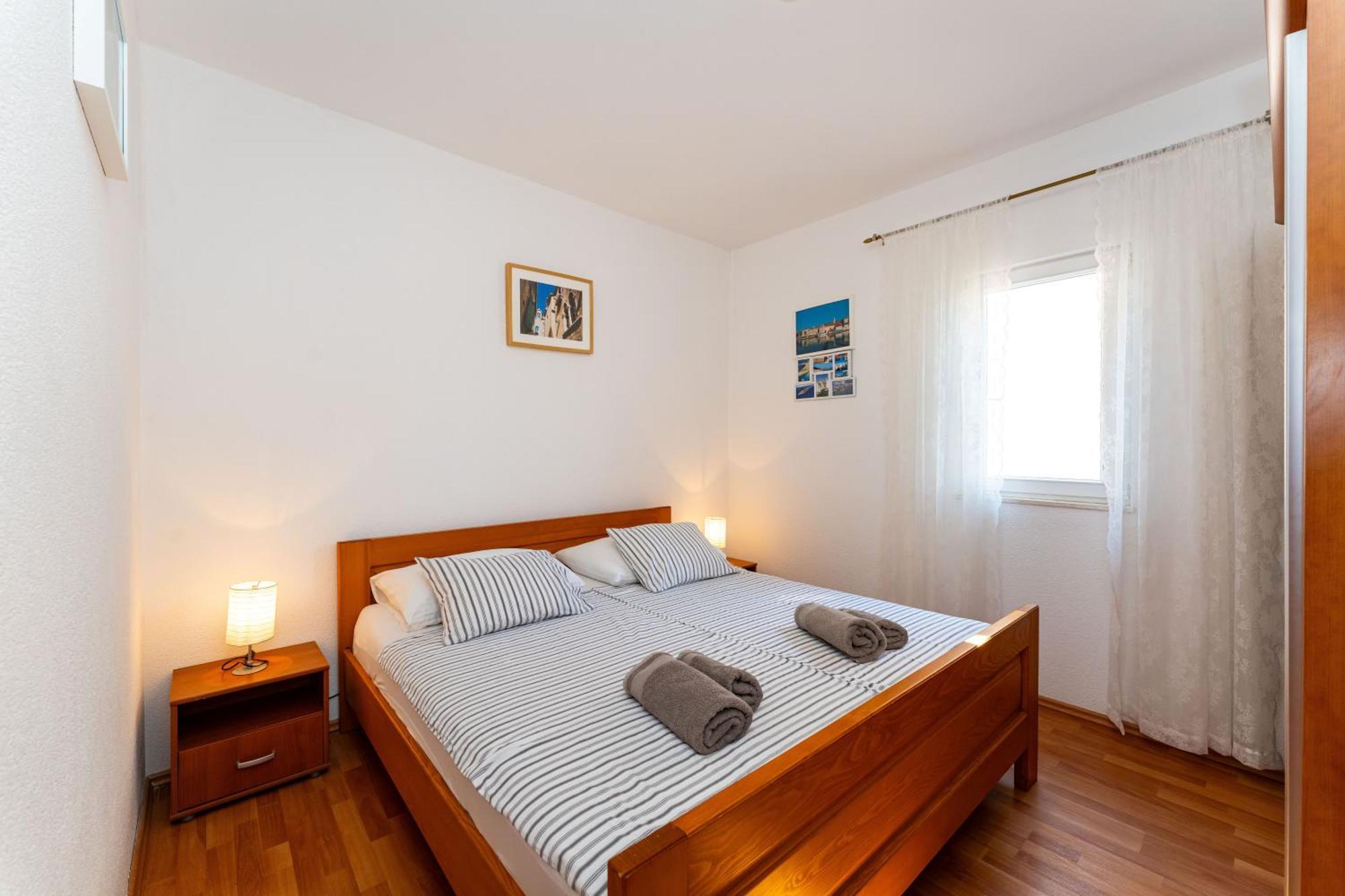 Apartmenthouse Ivana Betina  Exteriör bild