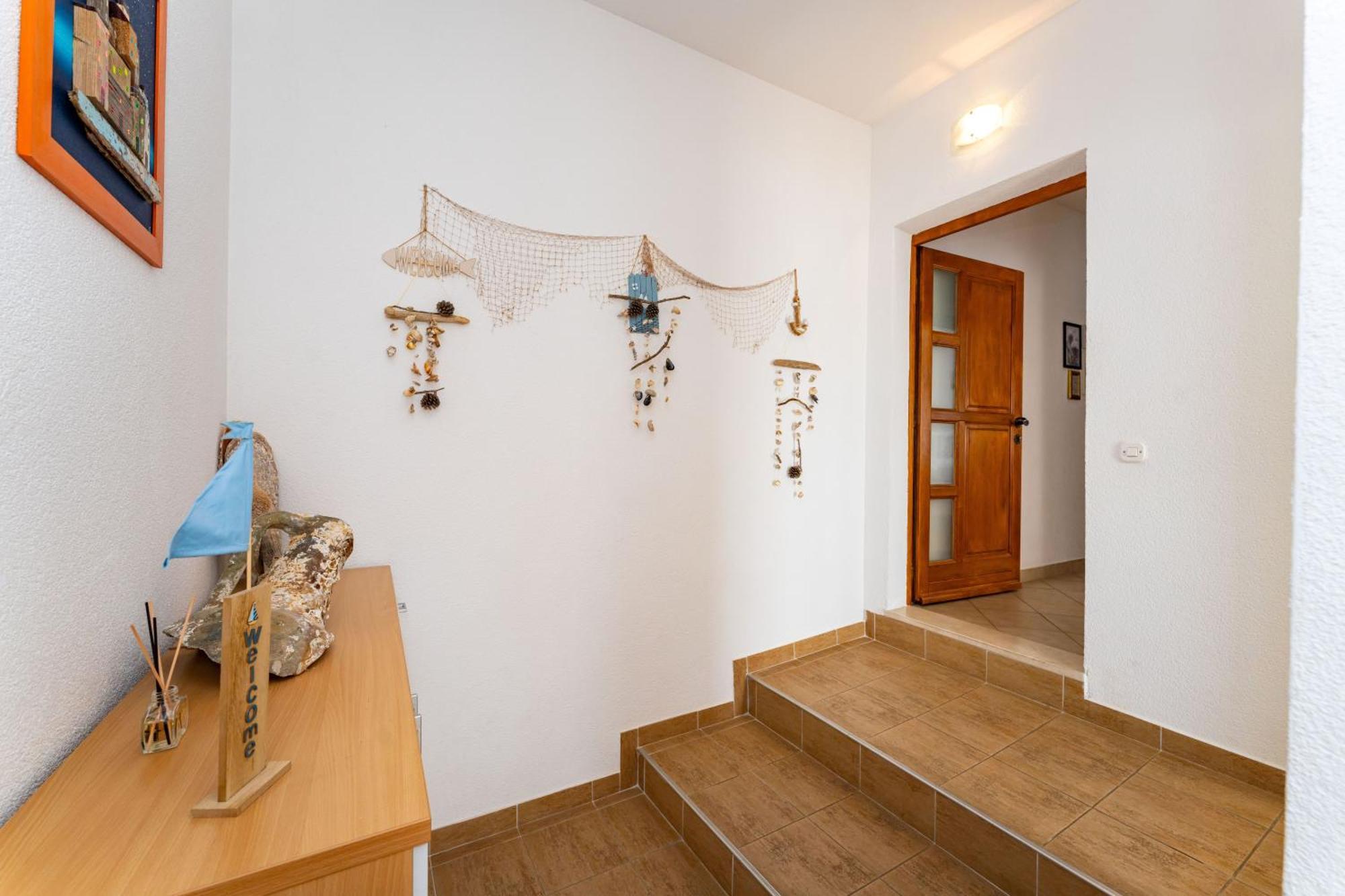 Apartmenthouse Ivana Betina  Exteriör bild